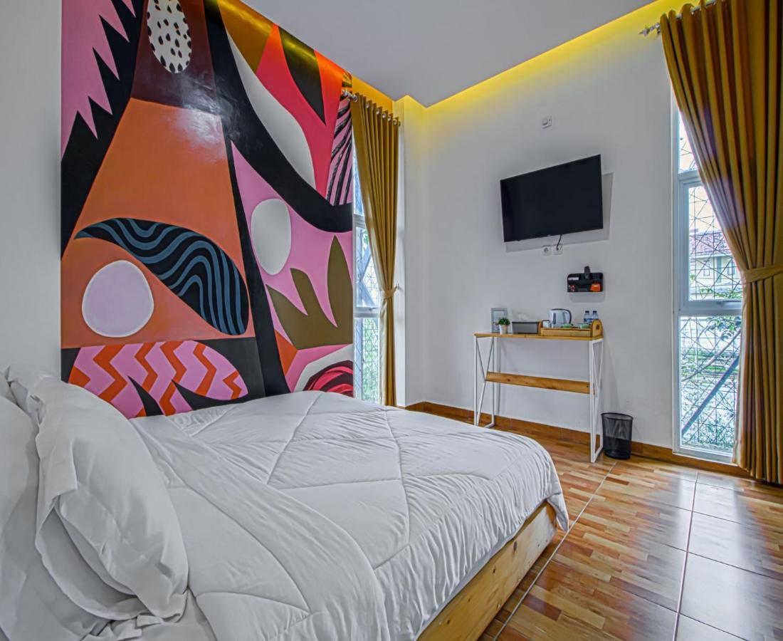 D'Journey Hotel Lembang Zewnętrze zdjęcie