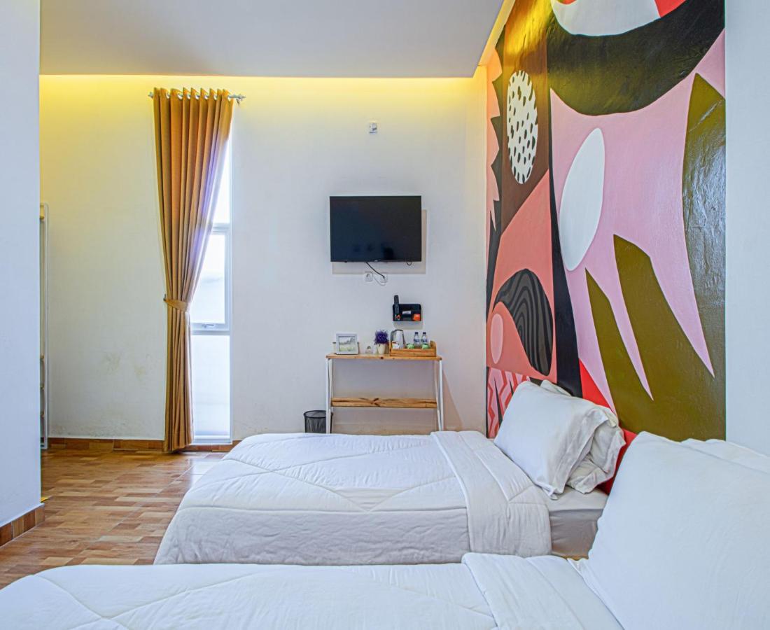 D'Journey Hotel Lembang Zewnętrze zdjęcie