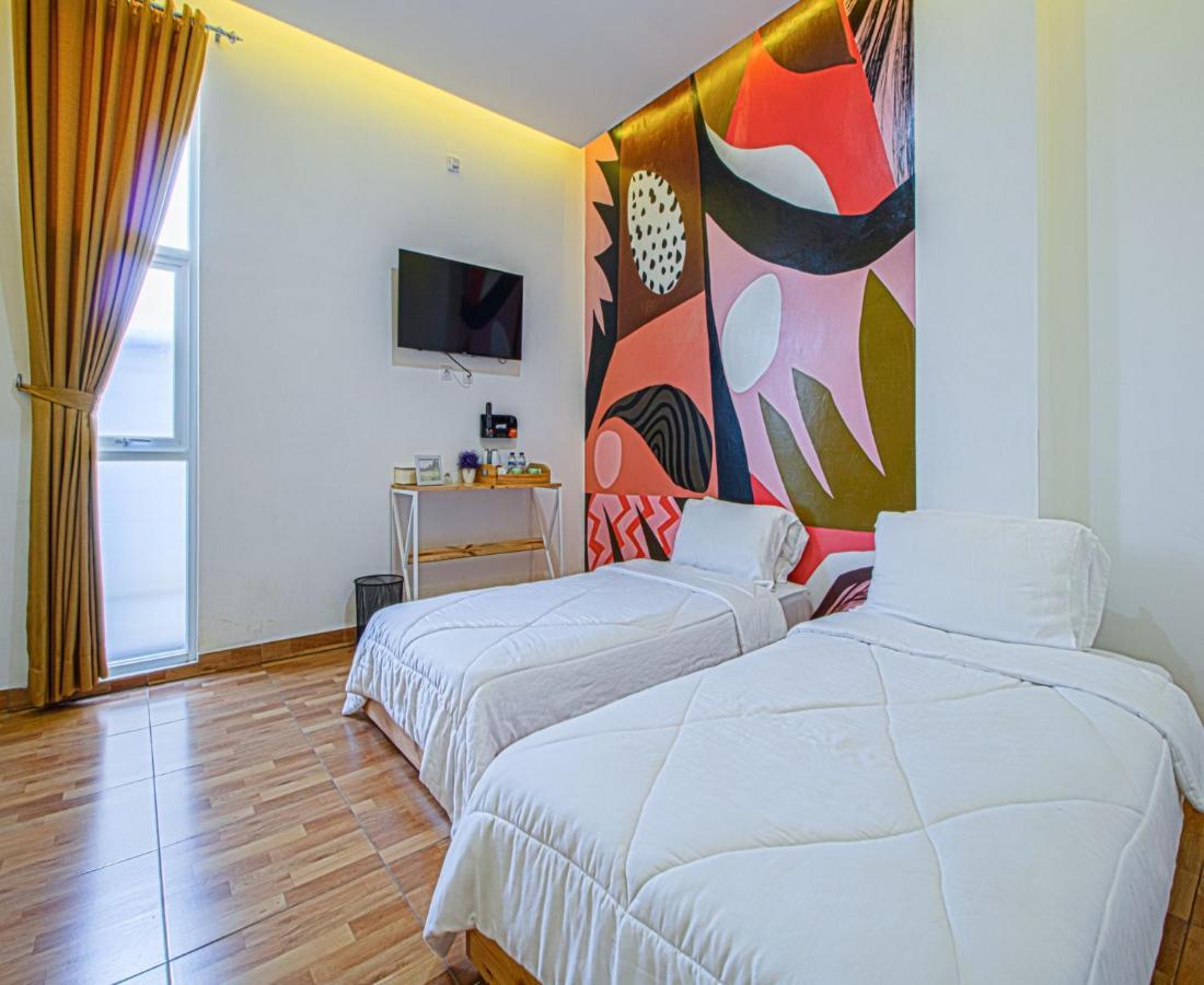 D'Journey Hotel Lembang Zewnętrze zdjęcie