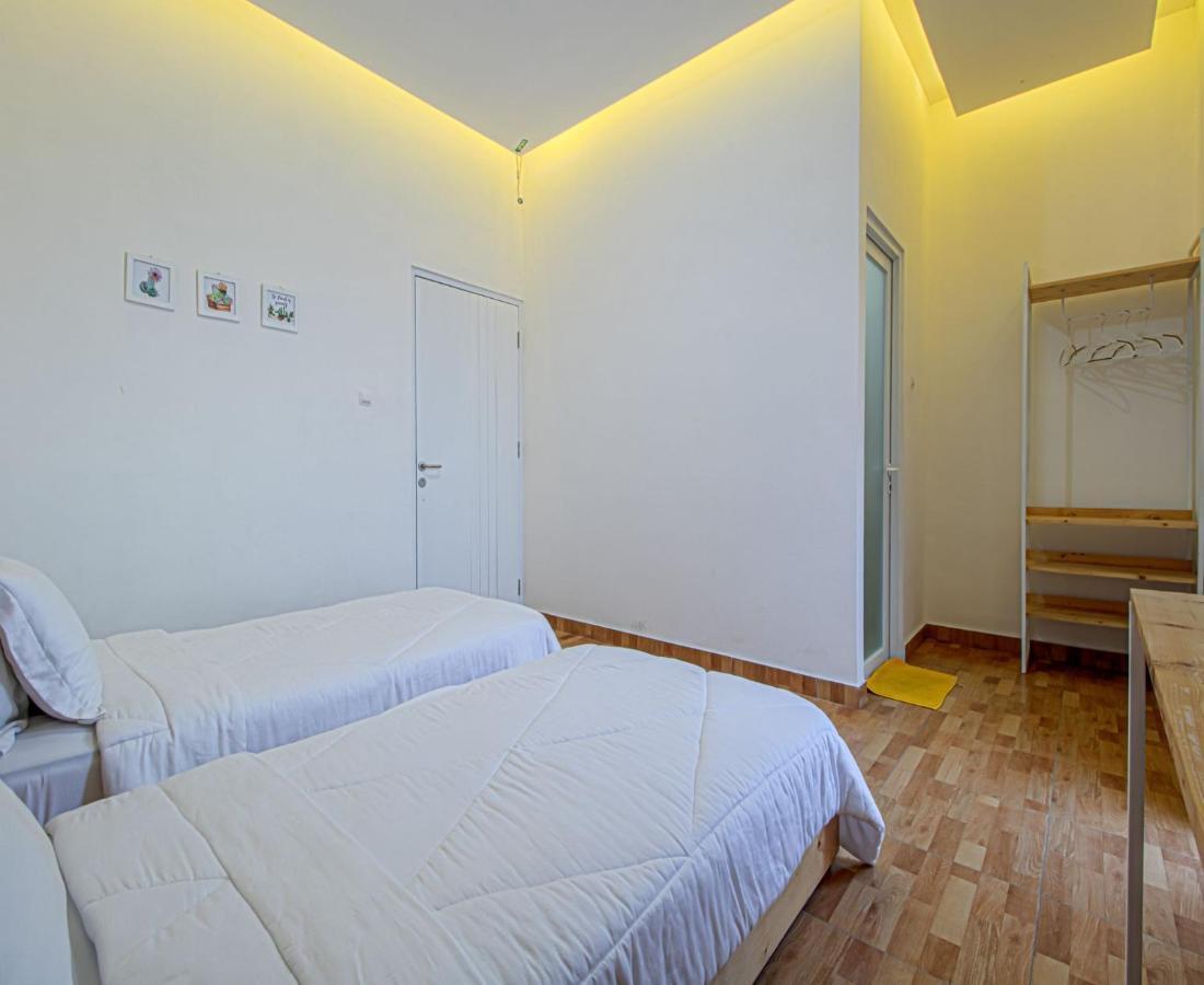 D'Journey Hotel Lembang Zewnętrze zdjęcie