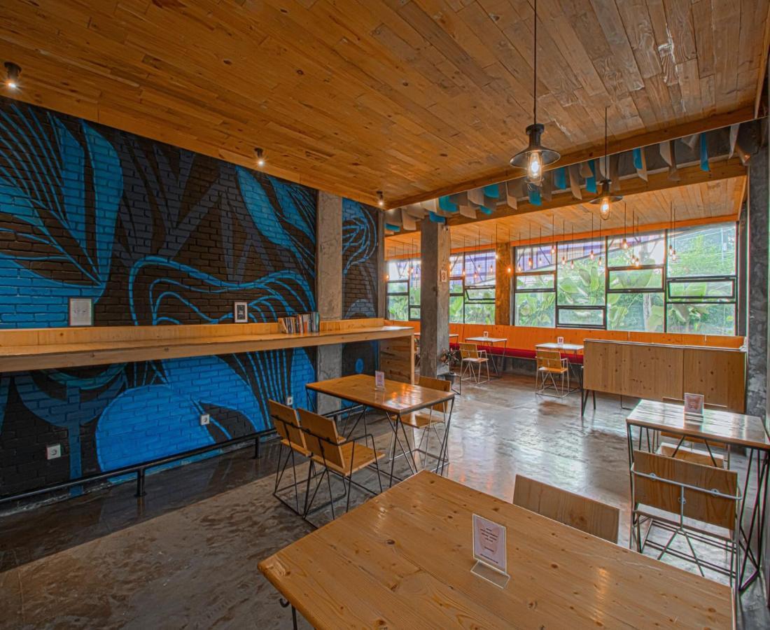 D'Journey Hotel Lembang Zewnętrze zdjęcie