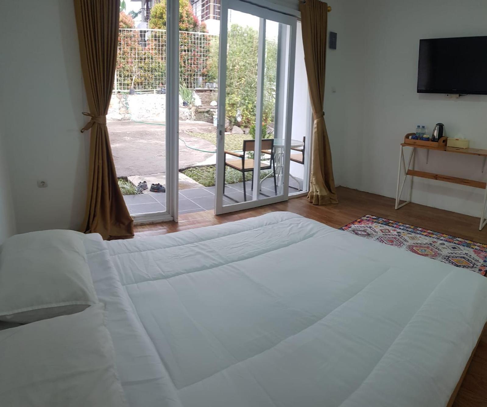 D'Journey Hotel Lembang Zewnętrze zdjęcie